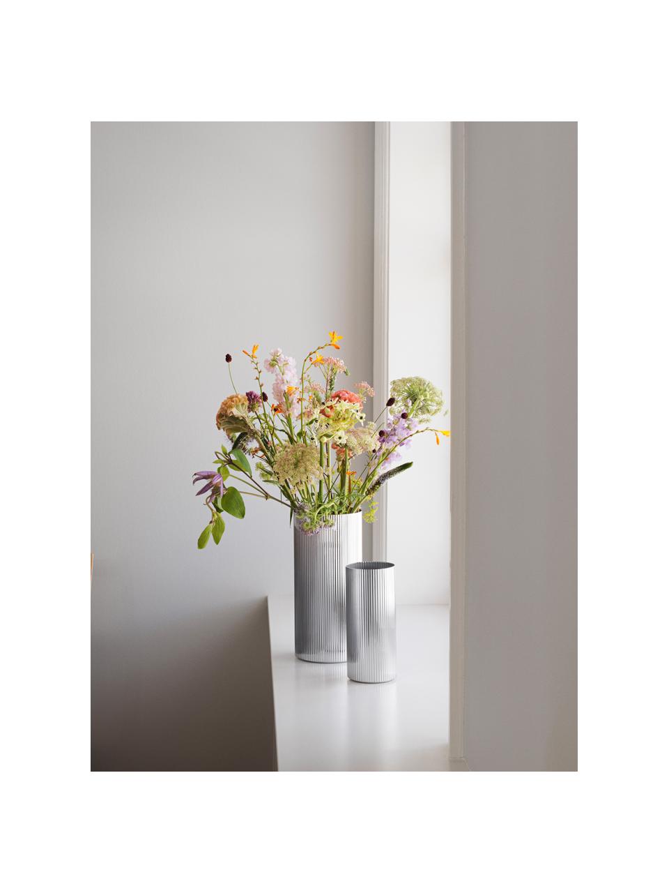 Vaso in acciaio inossidabile con struttura rigata Bloom Botanica, alt. 19 cm, Acciaio inossidabile lucido, Argentato molto lucido, Ø 8 x Alt. 19 cm
