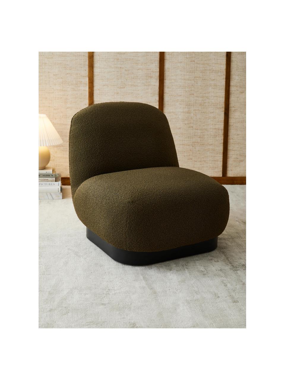 Fauteuil cocktail en tissu bouclé Elsie, Tissu bouclé vert foncé, noir, larg. 77 x prof. 84 cm