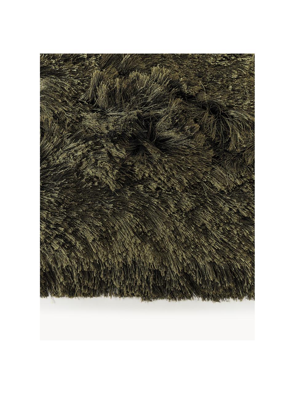 Tapis shaggy longs poils Jimmy, 100 % polyester, certifié GRS, Vert olive, larg. 80 x long. 150 cm (taille XS)