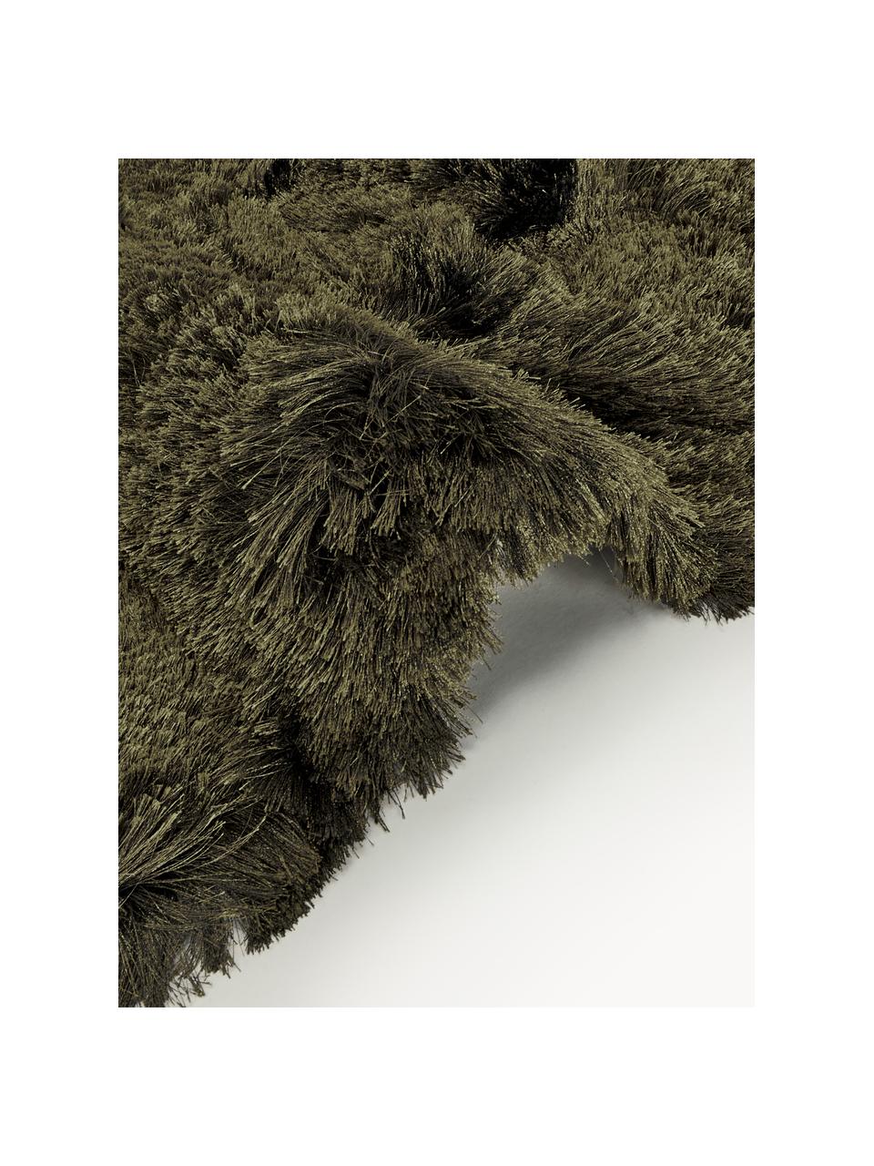 Tapis shaggy longs poils Jimmy, 100 % polyester, certifié GRS, Vert olive, larg. 80 x long. 150 cm (taille XS)