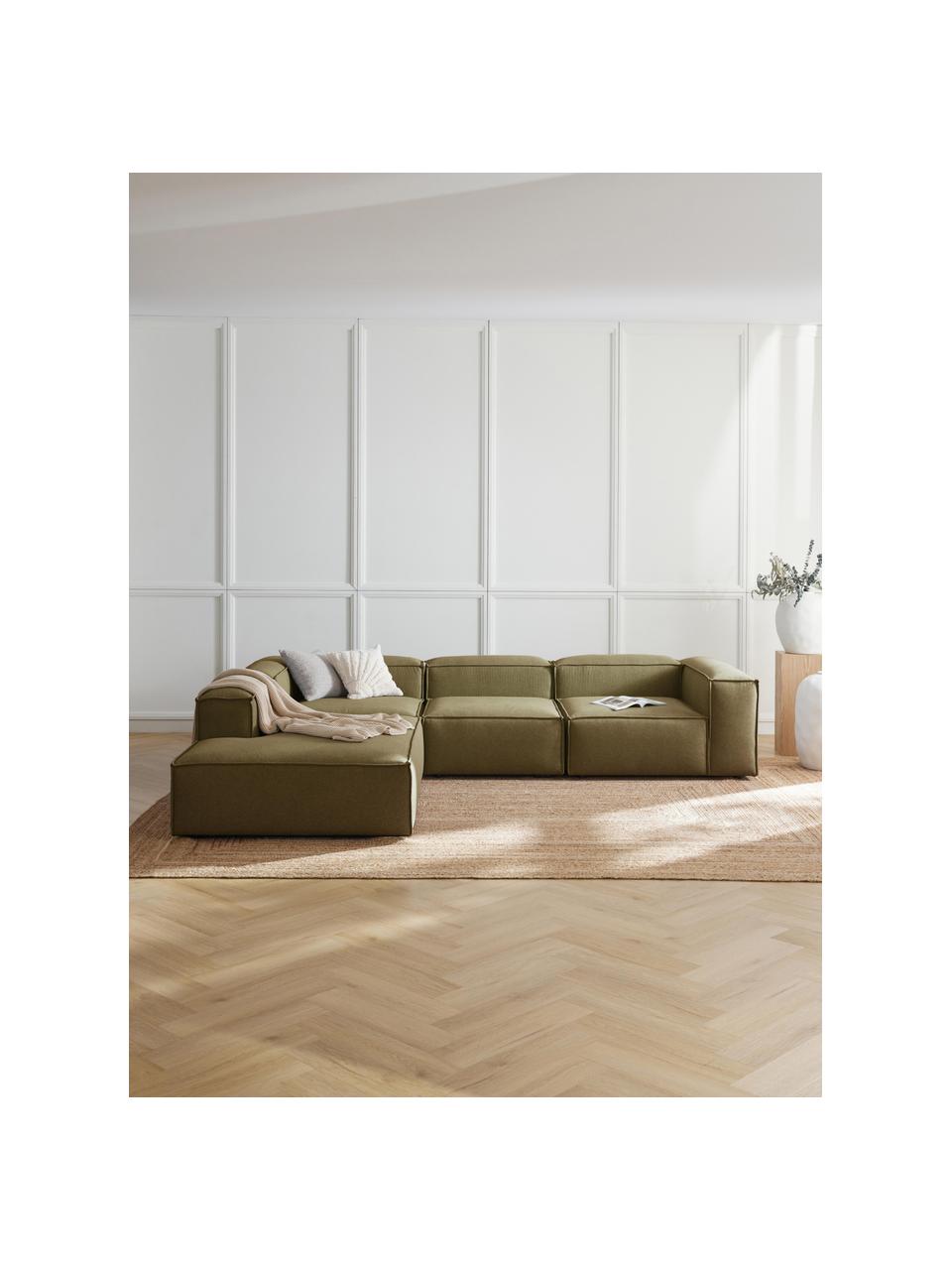 Divano angolare componibile XL Lennon, Rivestimento: 100% poliestere Con 115.0, Struttura: legno di pino massiccio, , Piedini: plastica Questo prodotto , Tessuto verde oliva, Larg. 329 x Prof. 269 cm, parte angolare a sinistra