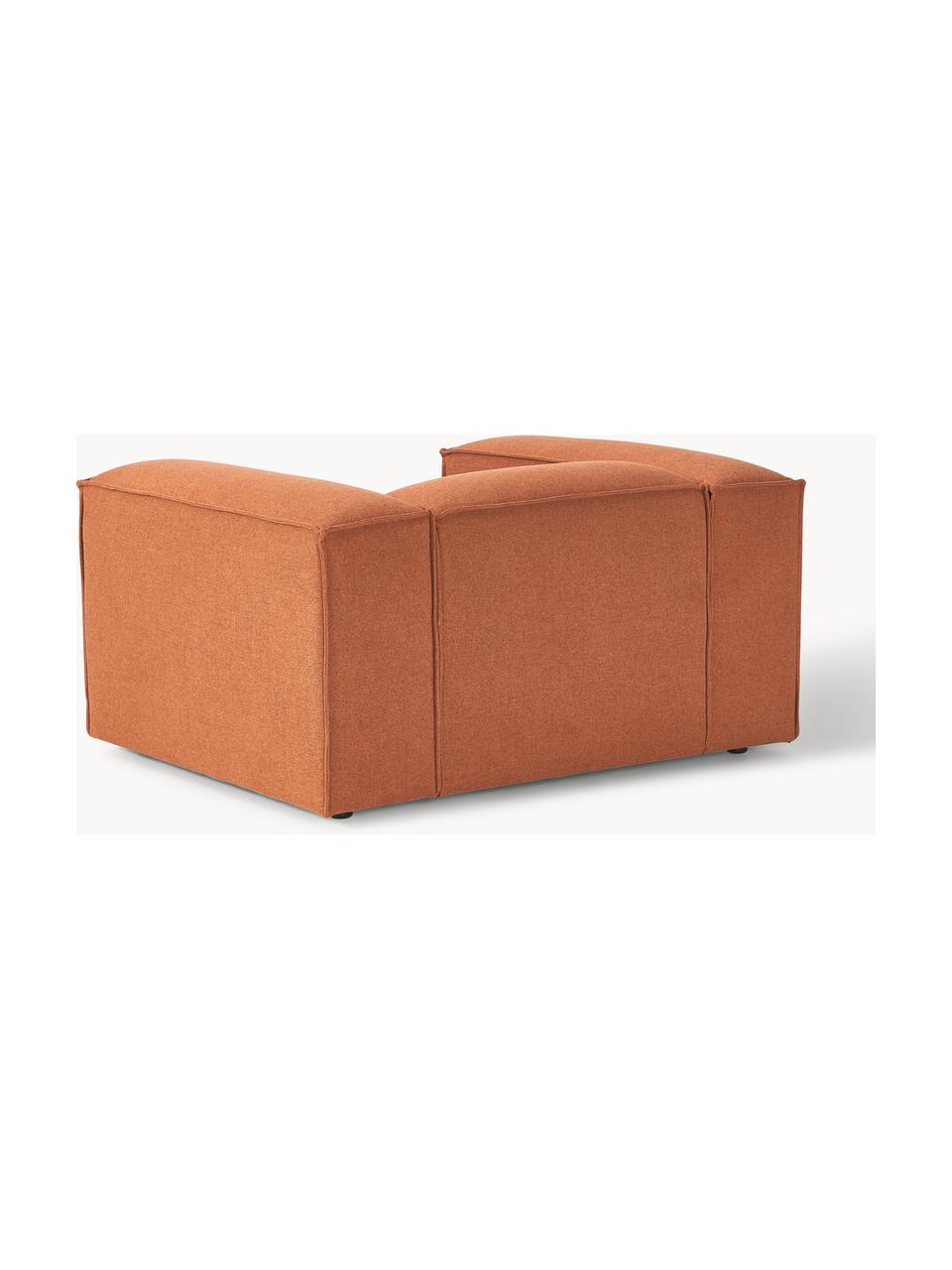 Poltrona Lennon, Rivestimento: 100% poliestere Con 35.00, Struttura: legno di pino massiccio, , Gambe: plastica Questo prodotto , Tessuto color terracotta, Larg. 130 x Prof. 101 cm