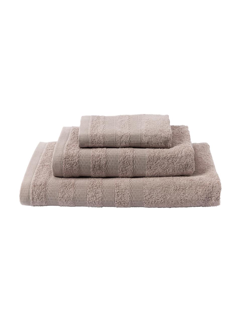 Sada ručníků Camila, 3 díly, 100% bavlna
Nízká gramáž, 400 g/m²

Materiál použitý v tomto produktu byl testován na škodlivé látky a certifikován podle STANDARD 100 od OEKO-TEX®, 3883CIT, CITEVE, Taupe, Sada s různými velikostmi