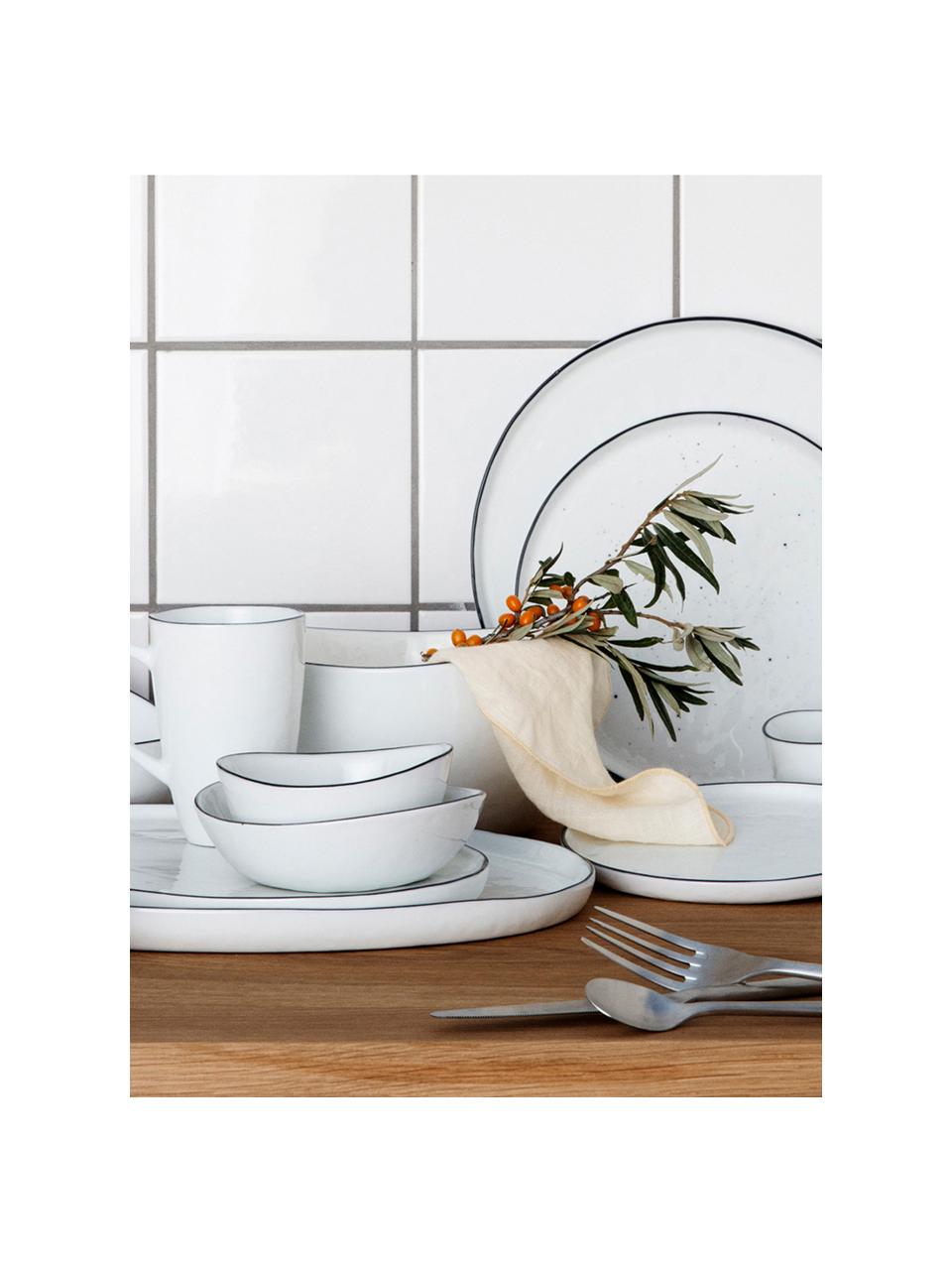 Handgemachtes Frühstücks-Set Salt aus Porzellan, 4 Personen (16er-Set), Porzellan, Gebrochenes Weiß mit schwarzem Rand, 4 Personen (16er-Set)