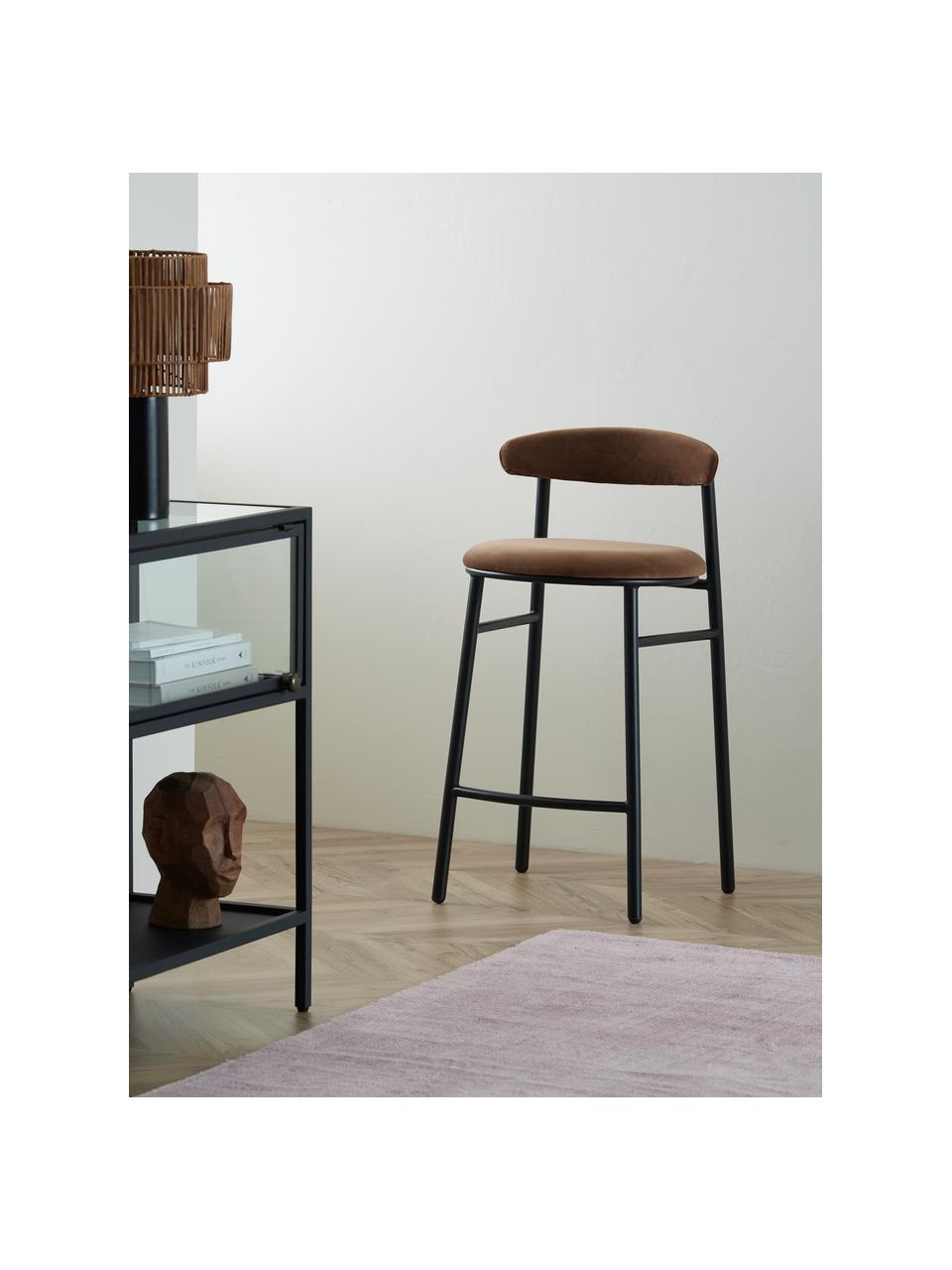 Krzesło barowe z aksamitu Doggi, Tapicerka: 100% aksamit poliestrowy , Stelaż: metal powlekany, Brązowy aksamit, S 44 x W 84 cm