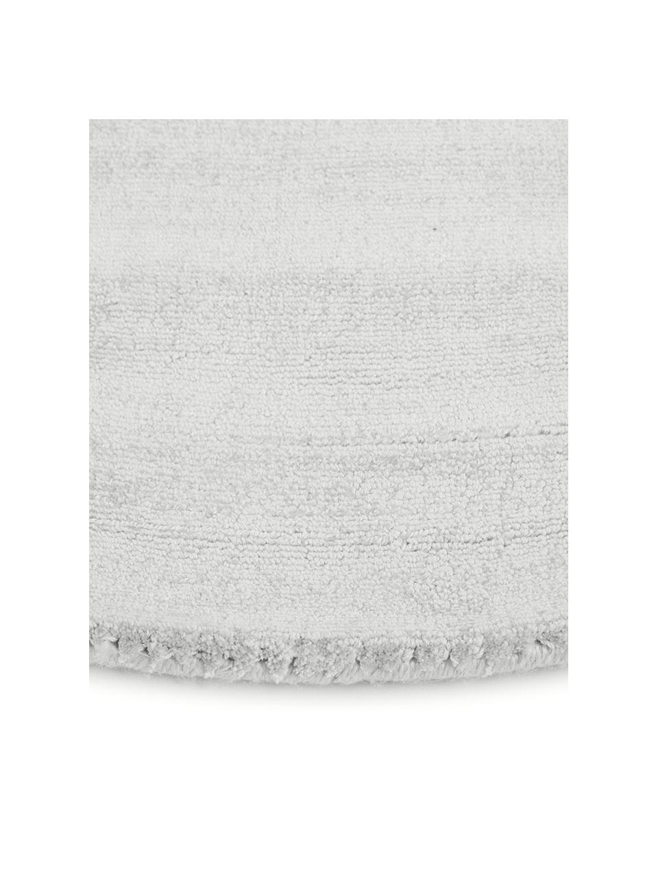 Tapis rond en viscose tissé main Jane, Gris argenté, Ø 250 cm (taille XL)