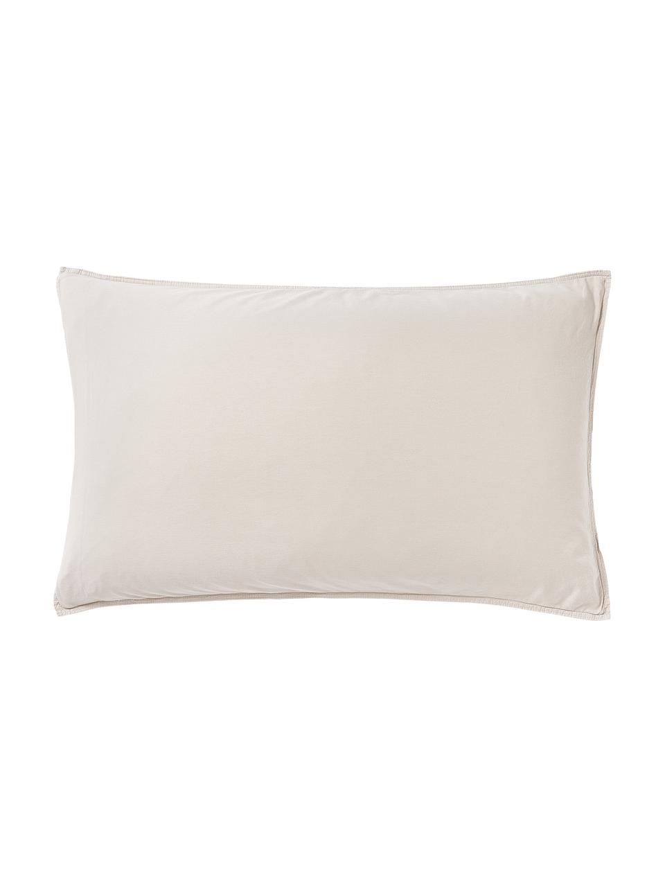 Federa in cotone lavato Darlyn, 100% cotone
Densità dei fili 150, qualità standard

La biancheria da letto in cotone è piacevolmente morbida sulla pelle, assorbe bene l'umidità ed è adatta per chi soffre di allergie

Uno speciale processo di lavaggio conferisce al tessuto un aspetto stonewash robusto e irregolare. Questo rende anche il tessuto morbido ed elastico al tatto e gli conferisce un aspetto stropicciato naturale che non richiede stiratura e trasuda intimità.

Il materiale utilizzato in questo prodotto è testato per le sostanze nocive e certificato secondo lo STANDARD 100 by OEKO-TEX®, 4265CIT, CITEVE, Beige, Larg. 50 x Lung. 80 cm