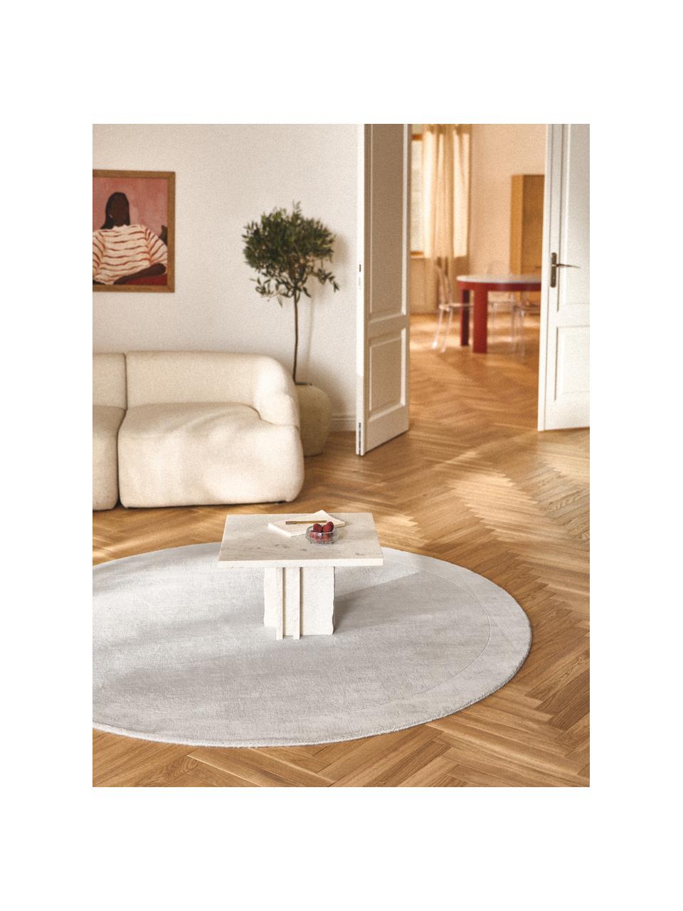 Okrúhly koberec s nízkym vlasom Kari, 100 % polyester s certifikátom GRS, Odtiene sivej, Ø 150 cm (veľkosť M)