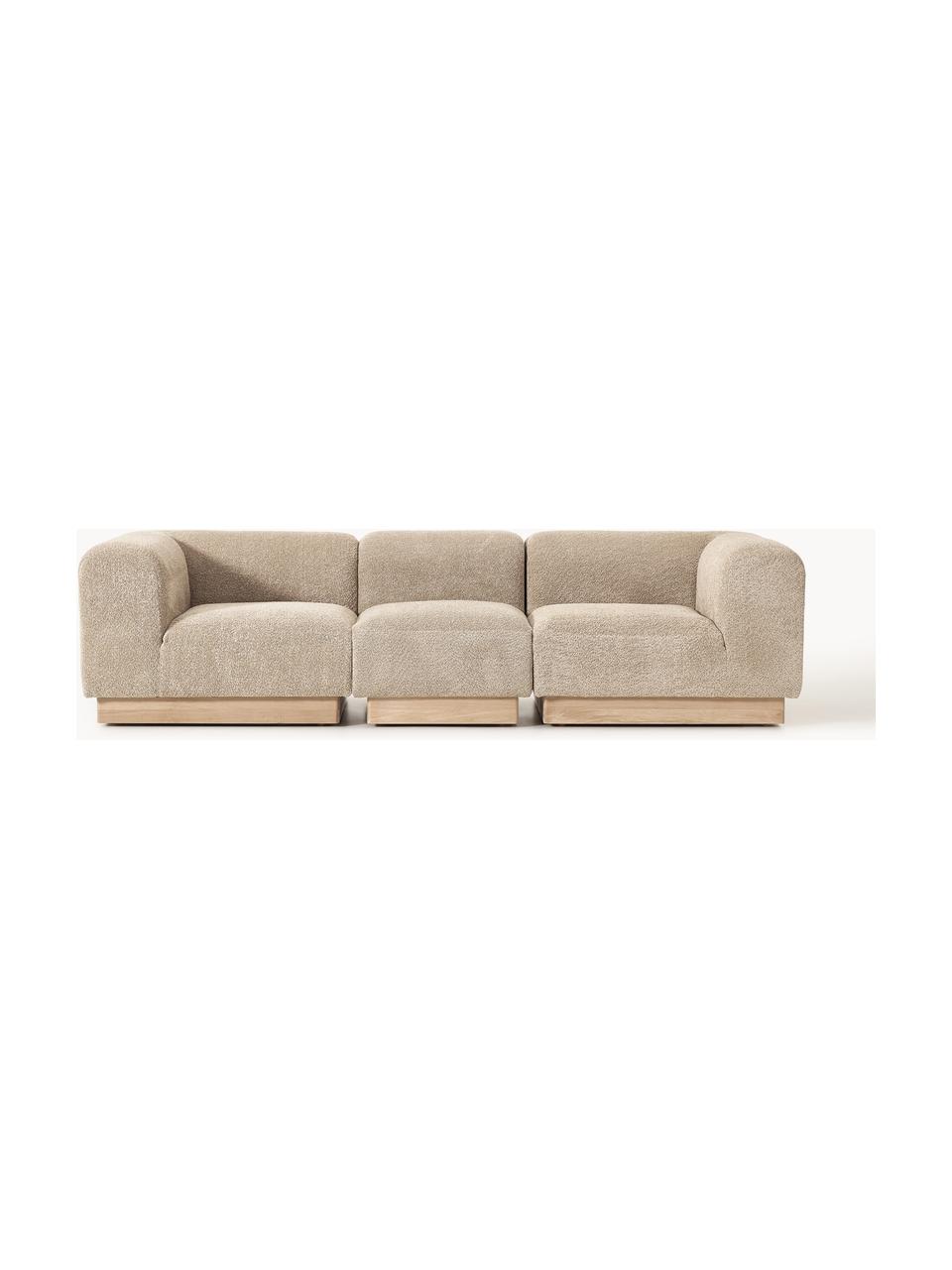 Modulares Sofa Natalie (3-Sitzer) aus Teddy-Bouclé, Bezug: Teddy-Bouclé (100 % Polye, Gestell: mitteldichte Holzfaserpla, Sockel: Massives Buchenholz, lack, Teddy-Bouclé Beige, helles Buchenholz, B 283 x T 107 cm