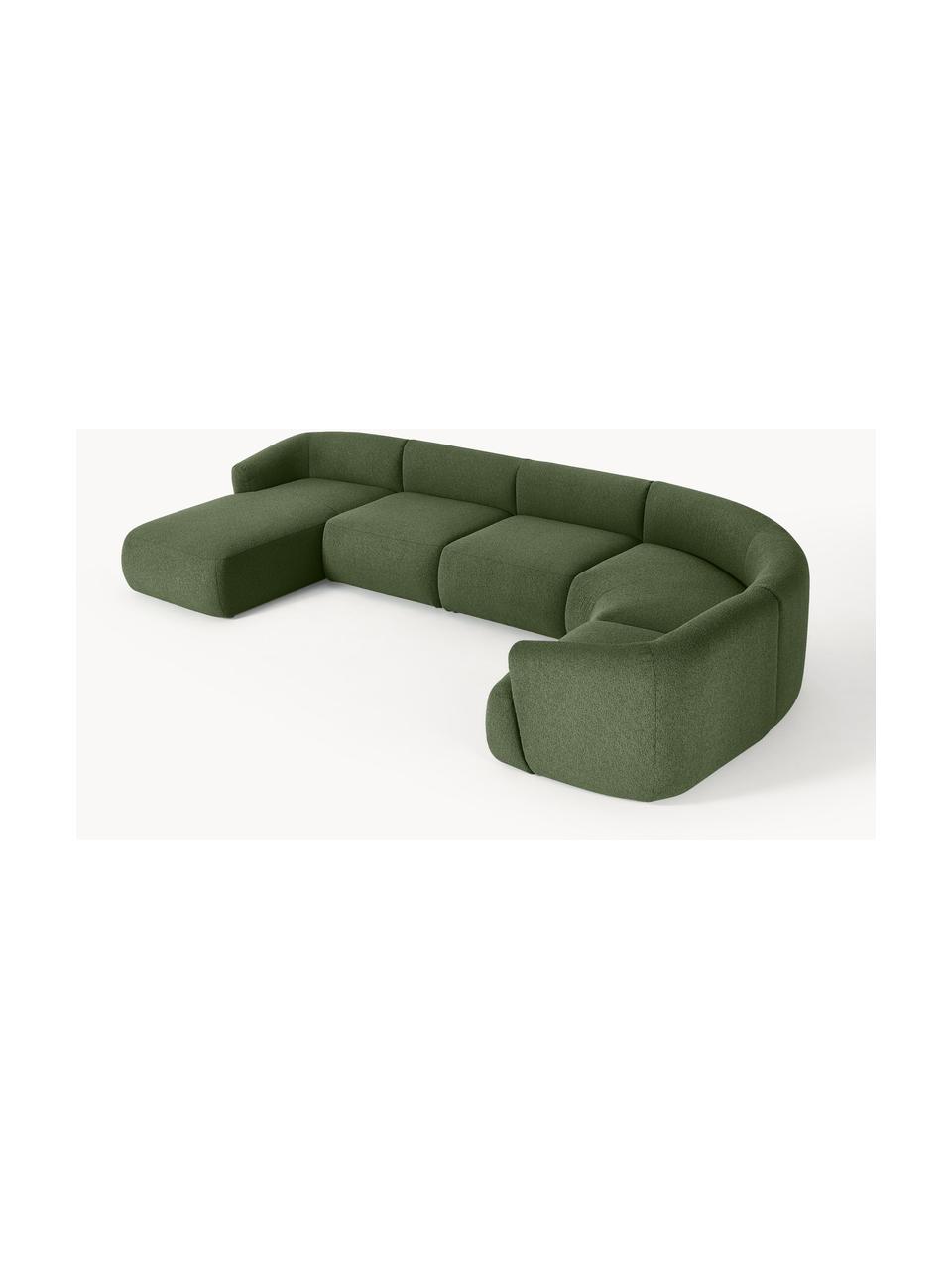 Divano ampio componibile in bouclé Sofia, Rivestimento: bouclé (100% poliestere) , Struttura: legno di abete rosso, tru, Piedini: plastica Questo prodotto , Bouclé verde scuro, Larg. 404 x Prof. 231 cm, chaise longue a destra