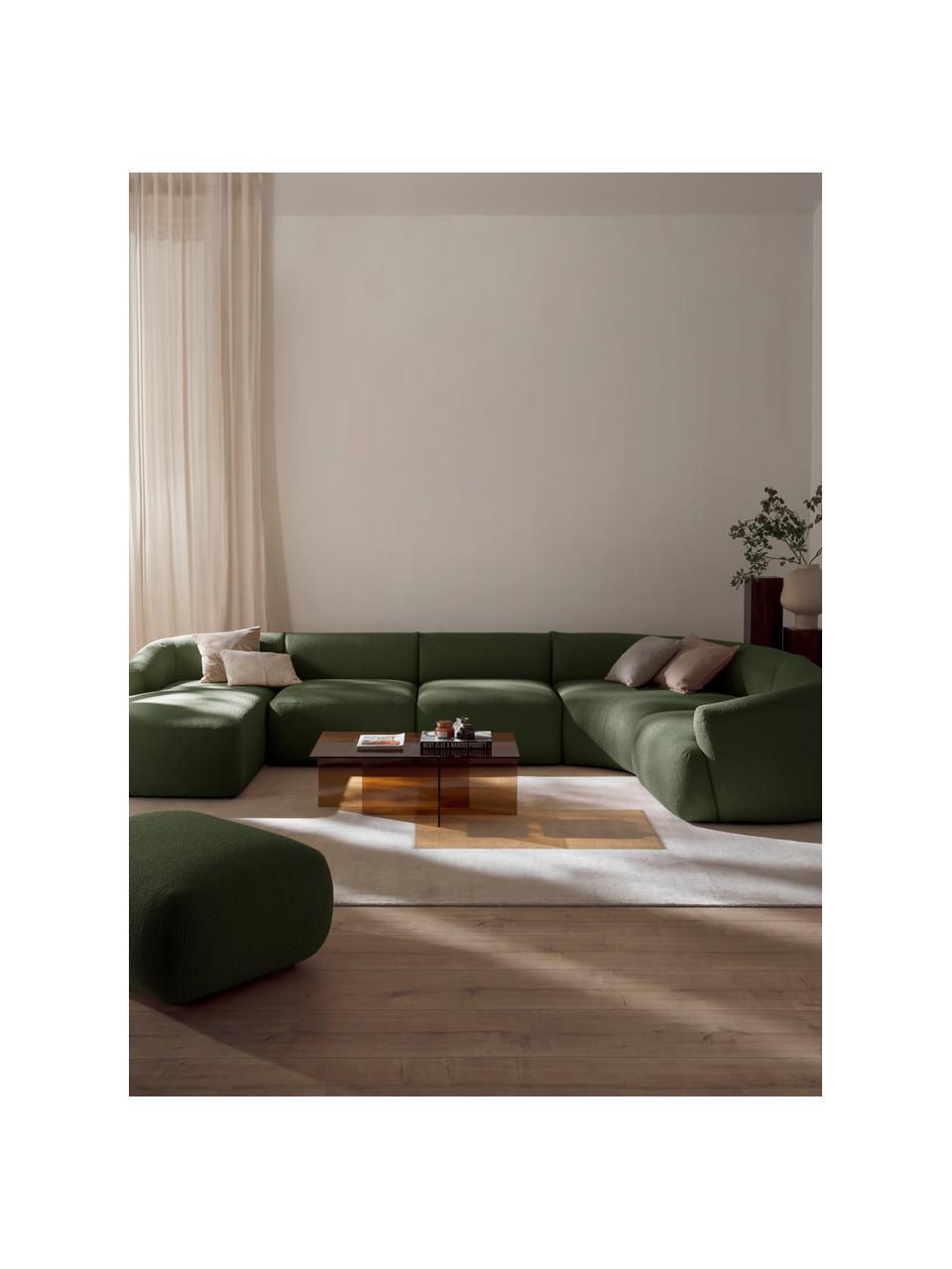 Divano ampio componibile in bouclé Sofia, Rivestimento: bouclé (100% poliestere) , Struttura: legno di abete rosso, tru, Piedini: plastica Questo prodotto , Bouclé verde scuro, Larg. 404 x Prof. 231 cm, chaise longue a destra