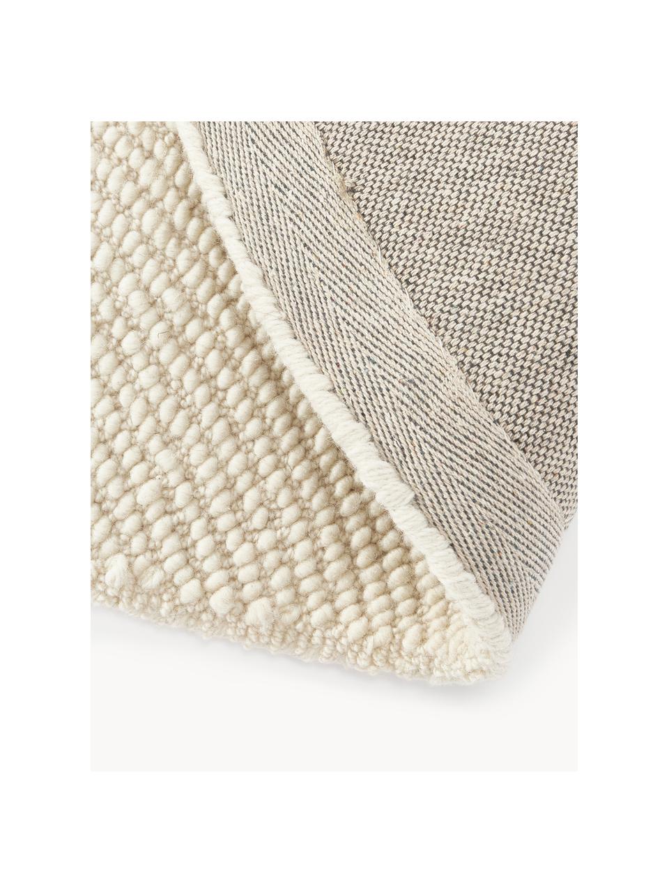 Tapis rond en laine tufté main Eleni, 100 % laine, certifiée RWS

Les tapis en laine peuvent perdre des fibres lors des premières semaines et des peluches peuvent se former, ce phénomène est naturel et diminue à mesure de votre usage et du temps, Blanc cassé, Ø 120 cm (taille S)