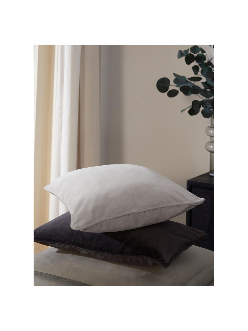 Zamatový poťah na vankúš Dana, 100 % bavlnený zamat, Svetlosivá, Š 40 x D 40 cm