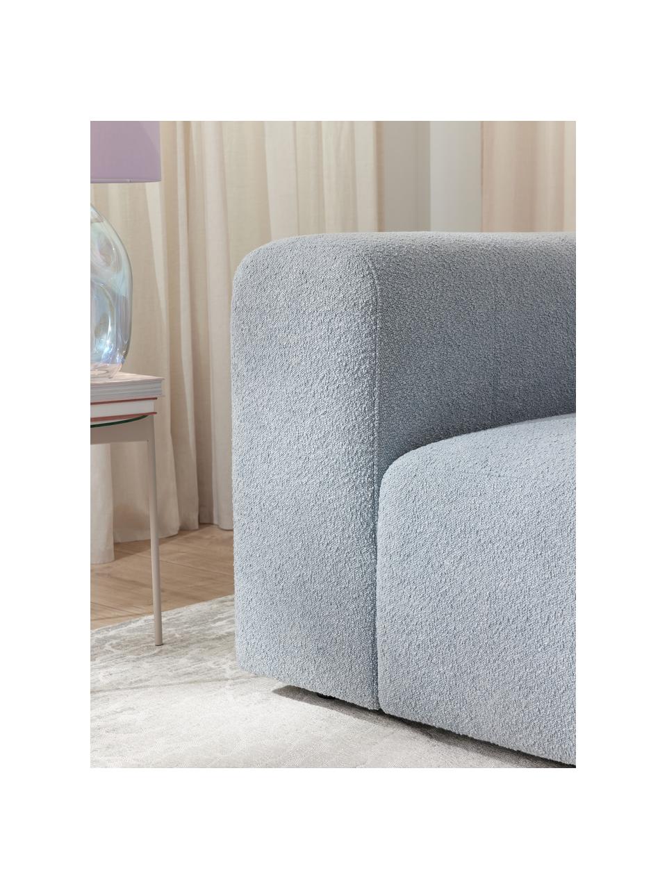 Poltrona in bouclè Lena, Rivestimento: bouclé (93% poliestere, 6, Rivestimento: cuscino in schiuma con an, Struttura: legno di pino, compensato, Gambe: plastica, Bouclé azzurro, Larg. 134 x Prof. 106 cm