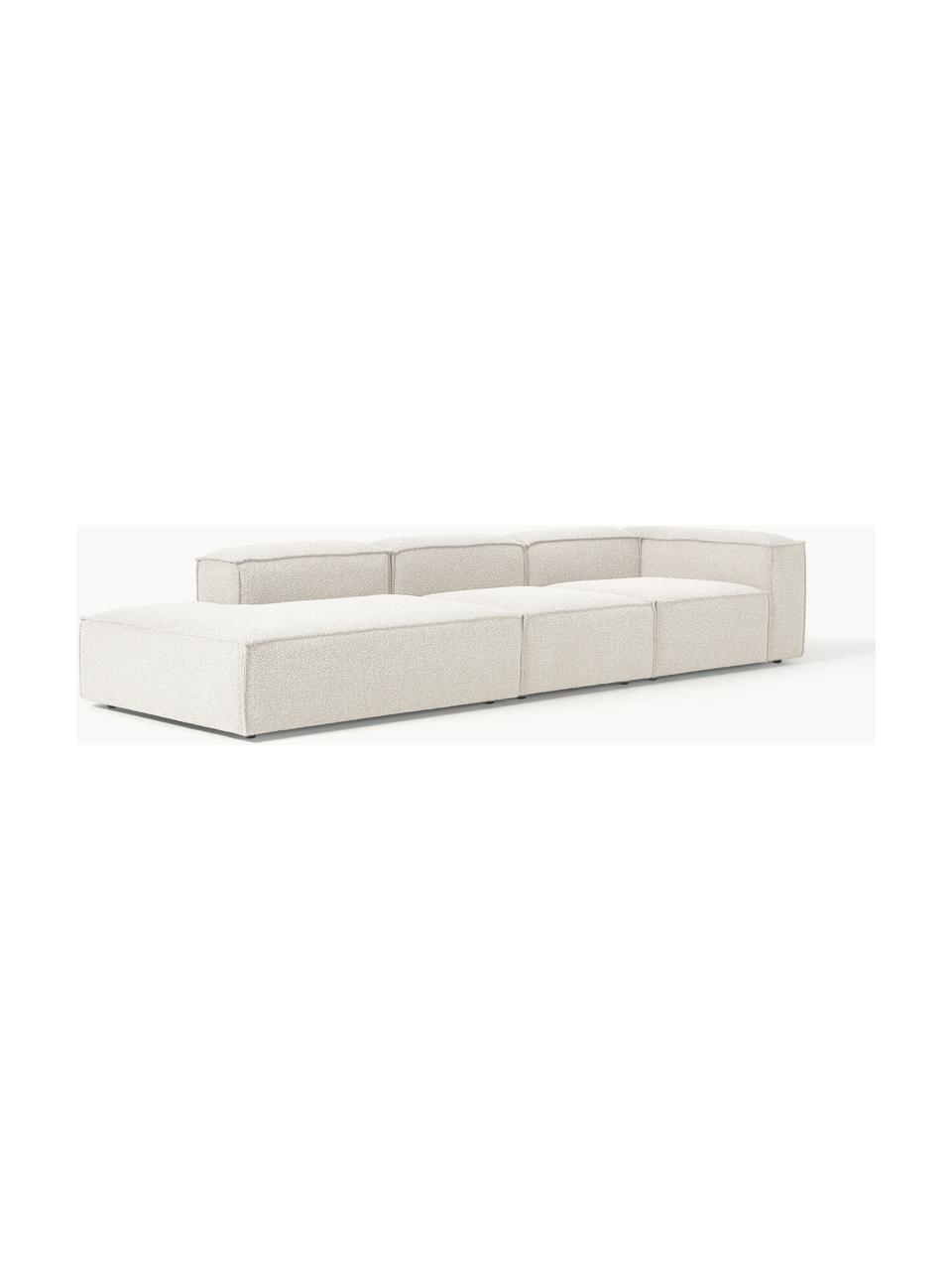 Chaise loungue componibile XL in bouclé Lennon, Rivestimento: bouclé (100% poliestere) , Struttura: legno di pino massiccio, , Piedini: plastica Questo prodotto , Bouclè bianco latte, Larg. 357 x Prof. 119 cm, schienale a sinistra