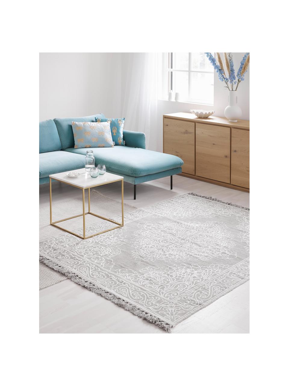 Tapis bohème gris blanc tissé à plat Salima, 100 % coton, Gris clair, blanc crème, larg. 70 x long. 140 cm (taille XS)