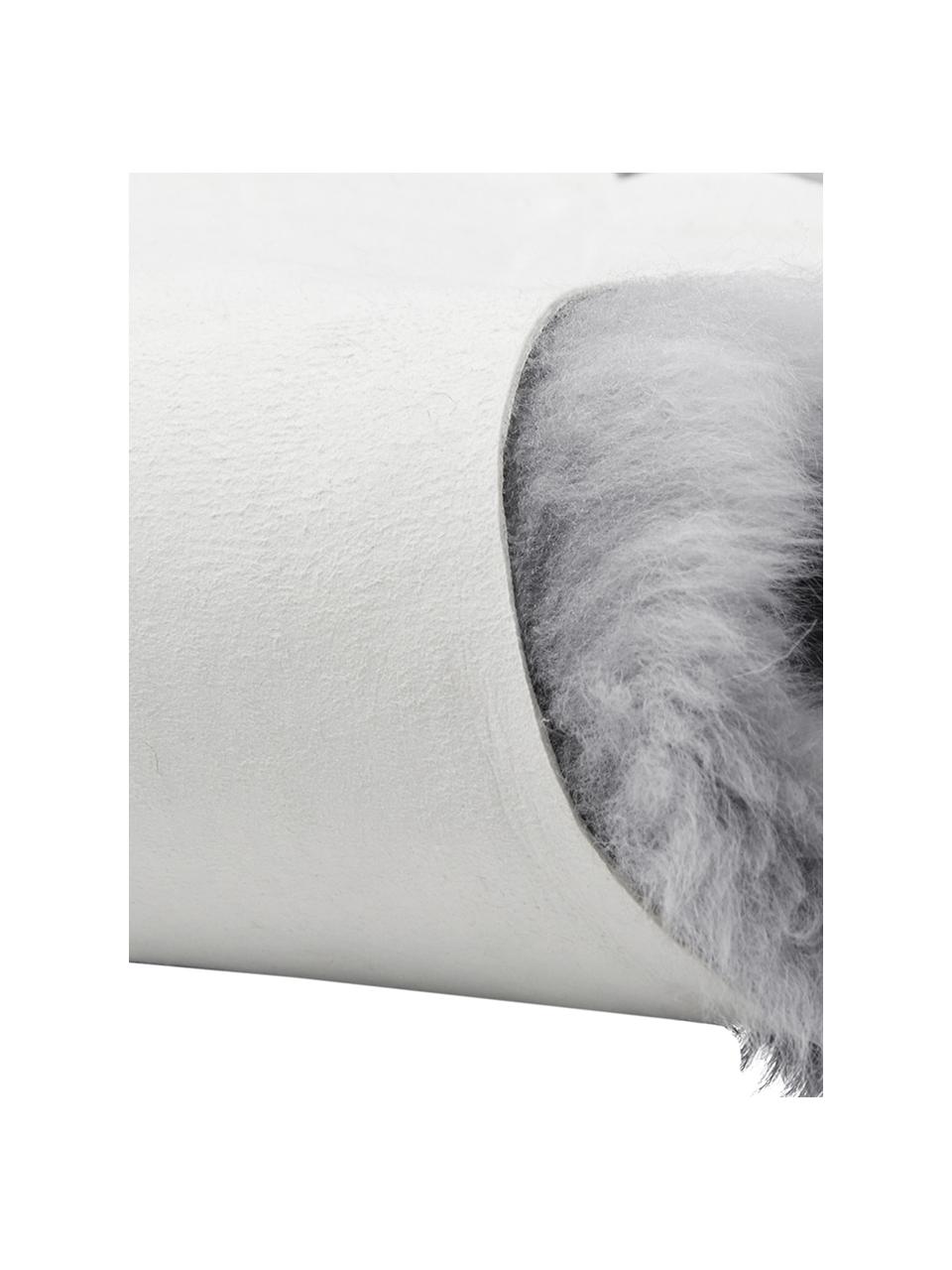 Vloerkleed van schapenvacht Oslo, glad, Bovenzijde: 100% schapenvacht, Onderzijde: 100% leer, chroomvrij gel, Lichtgrijs, B 60 x L 180 cm