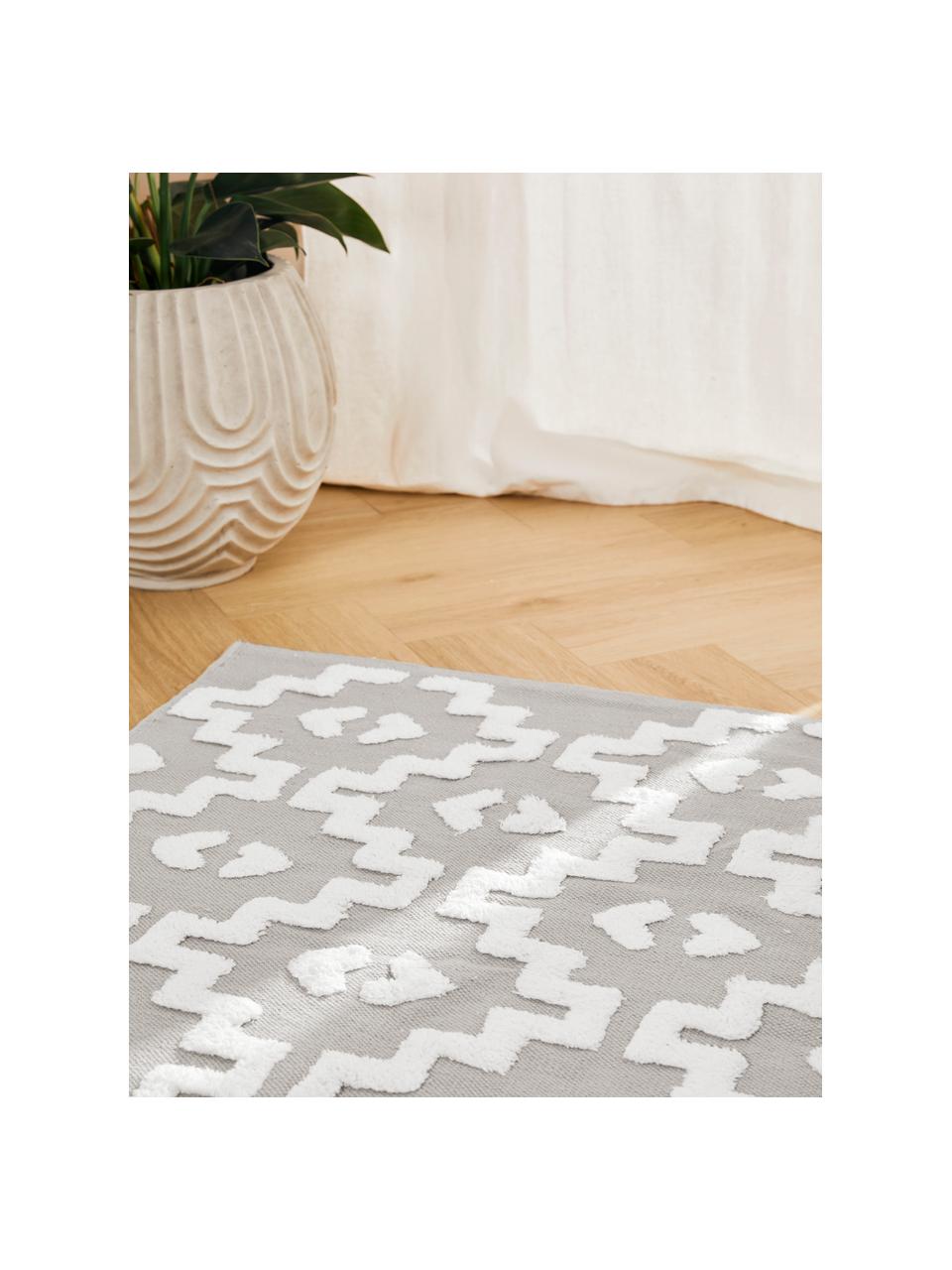 Tapis gris avec structure en relief tissé main Idris, 100 % coton, Gris, larg. 80 x long. 150 cm (taille XS)