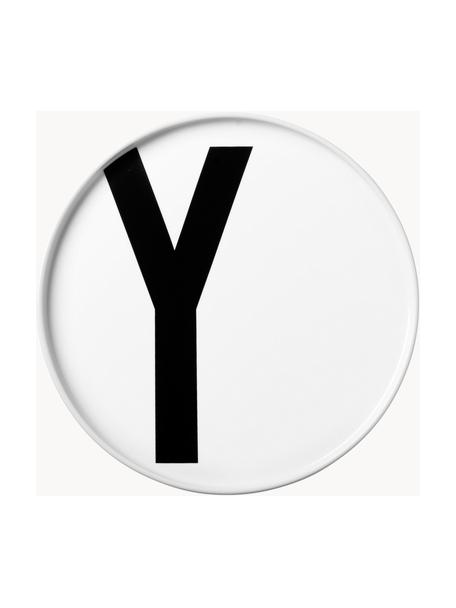 Talíř X, Kostní porcelán Fine Bone China
Fine Bone China je měkký porcelán, který se vyznačuje zejména svým zářivým a průsvitným leskem, Bílá, černá, Talíř Y