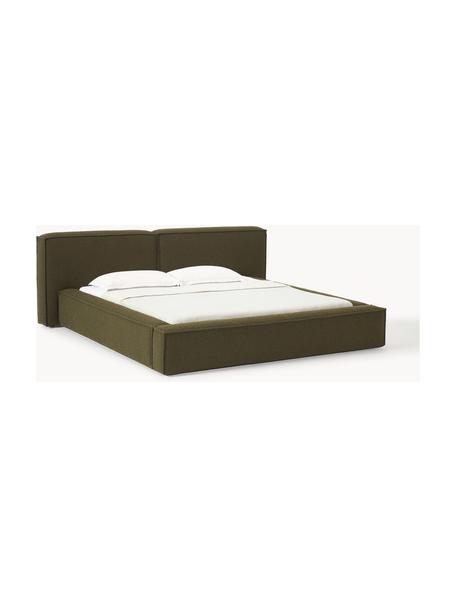 Letto imbottito in bouclé Lennon, Rivestimento: bouclé (80% poliestere, 2, Rivestimento: schiuma, certificata Cert, Struttura: legno di pino massiccio, , Piedini: legno, plastica Questo pr, Bouclé verde oliva, Larg. 248 x Lung. 243 cm (superfice 180 x 200 cm)