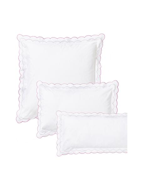 Taie d'oreiller en coton avec volants et ourlet brodé Atina, 100 % coton

Densité 200 fils par pouce carré, qualité confort

Le linge de lit en coton est agréablement doux sur la peau, absorbe bien l'humidité et convient aux personnes allergiques, Lilas, blanc, larg. 50 x long. 70 cm