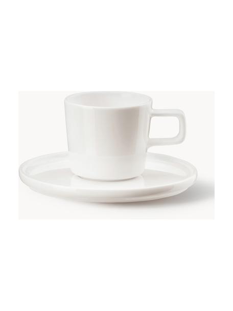 Beenderporselein mokken Oco met schoteltjes, 6 stuks, Beenderporselein (porselein)
Fine Bone China is een zacht porselein, dat zich vooral onderscheidt door zijn briljante, doorschijnende glans., Gebroken wit, Ø 6 x H 7 cm, 200 ml