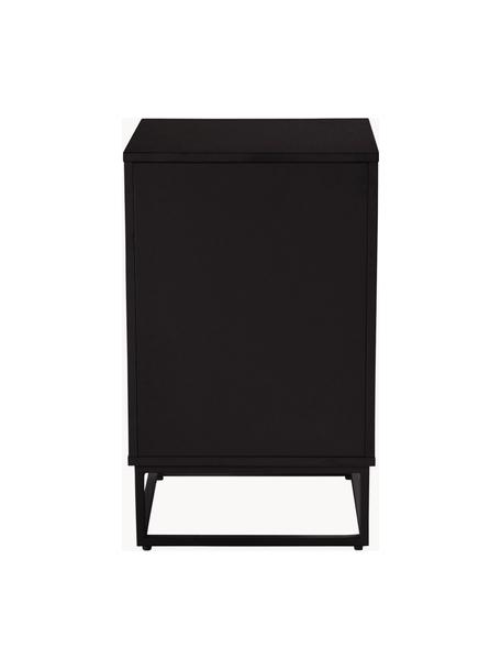 Szafka nocna z drewna Lyckeby, Nogi: żelazo powlekane, Drewno naturalne lakierowane na czarno, S 40 x W 65 cm