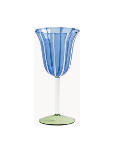 Verres à vin faits main en verre borosilicaté Eve, 2 pièces, Verre borosilicate

Découvrez la polyvalence du verre borosilicaté pour votre maison ! Ce matériau de haute qualité, fiable et robuste, se distingue par une résistance exceptionnelle à la chaleur, ce qui le rend idéal pour votre thé ou café chaud. Par rapport au verre traditionnel, le verre borosilicaté est plus résistant aux fissures et aux bris, en faisant un compagnon sûr pour votre intérieur, Bleu, transparent, vert clair, Ø 9 x haut. 18 cm, 180 ml