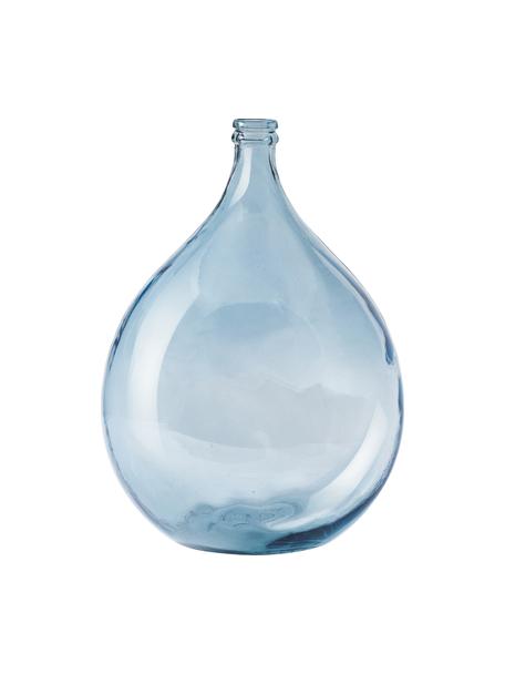 Vloervaas Dante van gerecycled glas, Gerecycled glas, GRS-gecertificeerd

Dit product is gemaakt van ten minste 50% gerecyclede materialen die zijn gecertificeerd volgens de Global Recycled Standard (GRS). Deze norm verifieert gerecycleerde inhoud en volgt deze van bron tot eindproduct. Gecertificeerde organisaties voldoen aan sociale, milieu- en chemische vereisten in elke fase van de toeleveringsketen, van recycler tot afgewerkt product., Lichtblauw, Ø 40 cm, H 56 cm