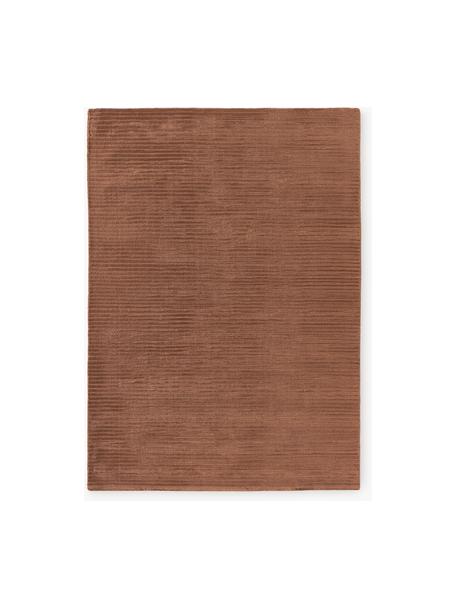 Nadýchaný koberec s vysokým vlasem a strukturovaným povrchem Wes, ručně tkaný, 100 % polyester, certifikace GRS, Terakotová, Š 160 cm, D 230 cm (velikost M)