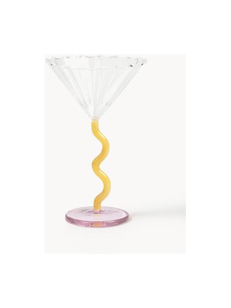 Bicchieri da cocktail in vetro borosilicato Curve 2 pz, Vetro borosilicato

Scopri la versatilità del vetro borosilicato per la tua casa! Il vetro borosilicato è un materiale di alta qualità, affidabile e robusto. È caratterizzato da un'eccezionale resistenza al calore ed è quindi ideale per il tè o il caffè caldo. Rispetto al vetro tradizionale, il vetro borosilicato è più resistente alle rotture e alle incrinature, il che lo rende un compagno sicuro per la tua casa., Trasparente, rosa chiaro, giallo acceso, Ø 17 x Alt. 10 cm, 150 ml