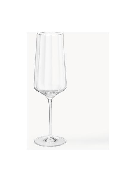 Copas flauta de champán de cristal con relieves Bernadotte, 6 uds., Cristal 

¡Trae el brillo del cristal a tu mesa de comedor! El cristal es excepcionalmente transparente y pesado, lo que significa que se siente valioso y al mismo tiempo tiene un buen aspecto. Además, los delicados cortes hacen de cada pieza un detalle especial, práctico y bonito., Transparente, Ø 7 x Al 22 cm, 270 ml