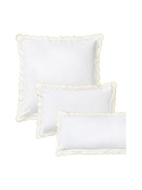 Federa in cotone con volant e orlo ricamato Atina, 100% cotone

Densità di filettatura 200 TC, qualità comfort

La biancheria da letto in cotone è piacevolmente morbida sulla pelle, assorbe bene l'umidità ed è adatta per chi soffre di allergie, Giallo, bianco, Larg. 50 x Lung. 80 cm