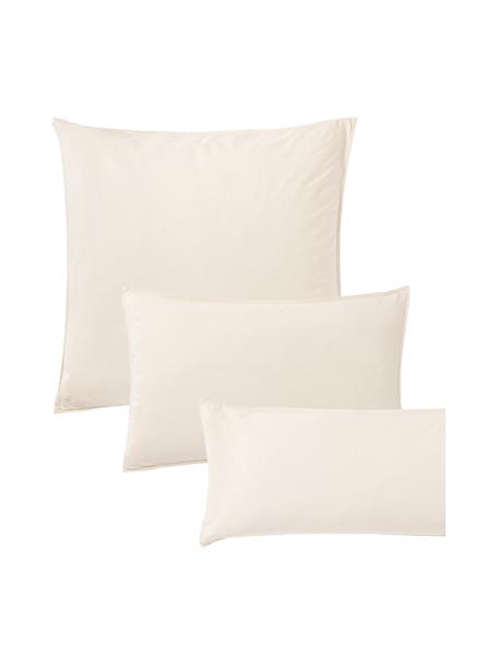 Gewaschener Baumwoll-Kopfkissenbezug Darlyn, 100 % Baumwolle
Fadendichte 150, Standard Qualität

Bettwäsche aus Baumwolle fühlt sich auf der Haut angenehm weich an, nimmt Feuchtigkeit gut auf und eignet sich für Allergiker.

Durch ein besonderes Waschungsverfahren erhält der Stoff eine robuste, unregelmässige Stonewash-Optik. Ausserdem wird der Stoff dadurch weich und geschmeidig im Griff und erhält eine natürliche Knitter-Optik, die kein Bügeln erfordert und Gemütlichkeit ausstrahlt.

Das in diesem Produkt verwendete Material ist schadstoffgeprüft und zertifiziert nach STANDARD 100 by OEKO-TEX®, 4265CIT, CITEVE, Beige, B 50 x L 70 cm