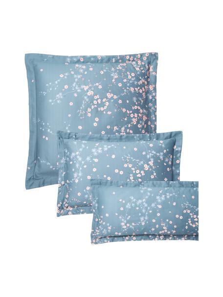 Obliečka na vankúš z bavlneného saténu s kvetinovou potlačou Sakura, Modrá, bledoružová, biela, Š 40 x D 80 cm