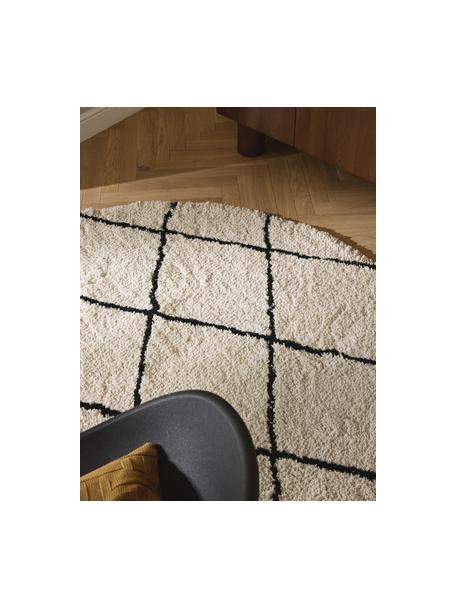 Runder flauschiger Hochflor-Teppich Naima, handgetuftet, Flor: 100 % Polyester Das in di, Beige, Schwarz, Ø 140 cm (Größe M)