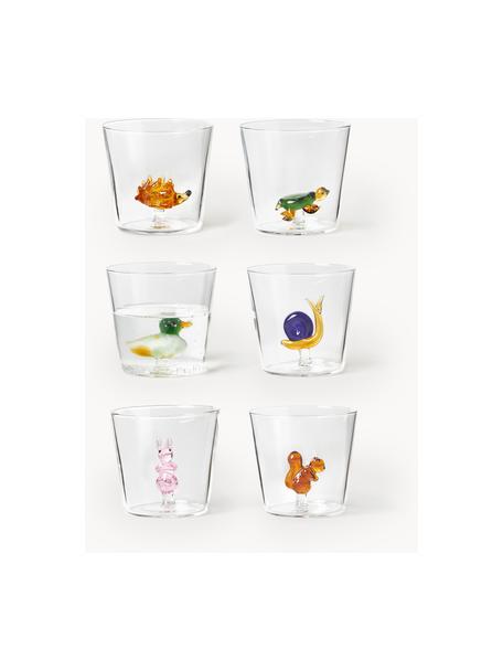 Vasos de agua artesanales Animal Farm, 6 uds., Vidrio de borosilicato 

¡Descubre la versatilidad del vidrio de borosilicato para tu hogar! El vidrio de borosilicato es un material de alta calidad, fiable y duradero. Se caracteriza por su excepcional resistencia al calor y, por lo tanto, es ideal para tomar té o café caliente. En comparación con el vidrio convencional, el vidrio de borosilicato es más resistente a roturas y grietas y, por lo tanto, es un compañero seguro en tu hogar., Transparente, multicolor, Ø 9 x Al 8 cm, 350 ml