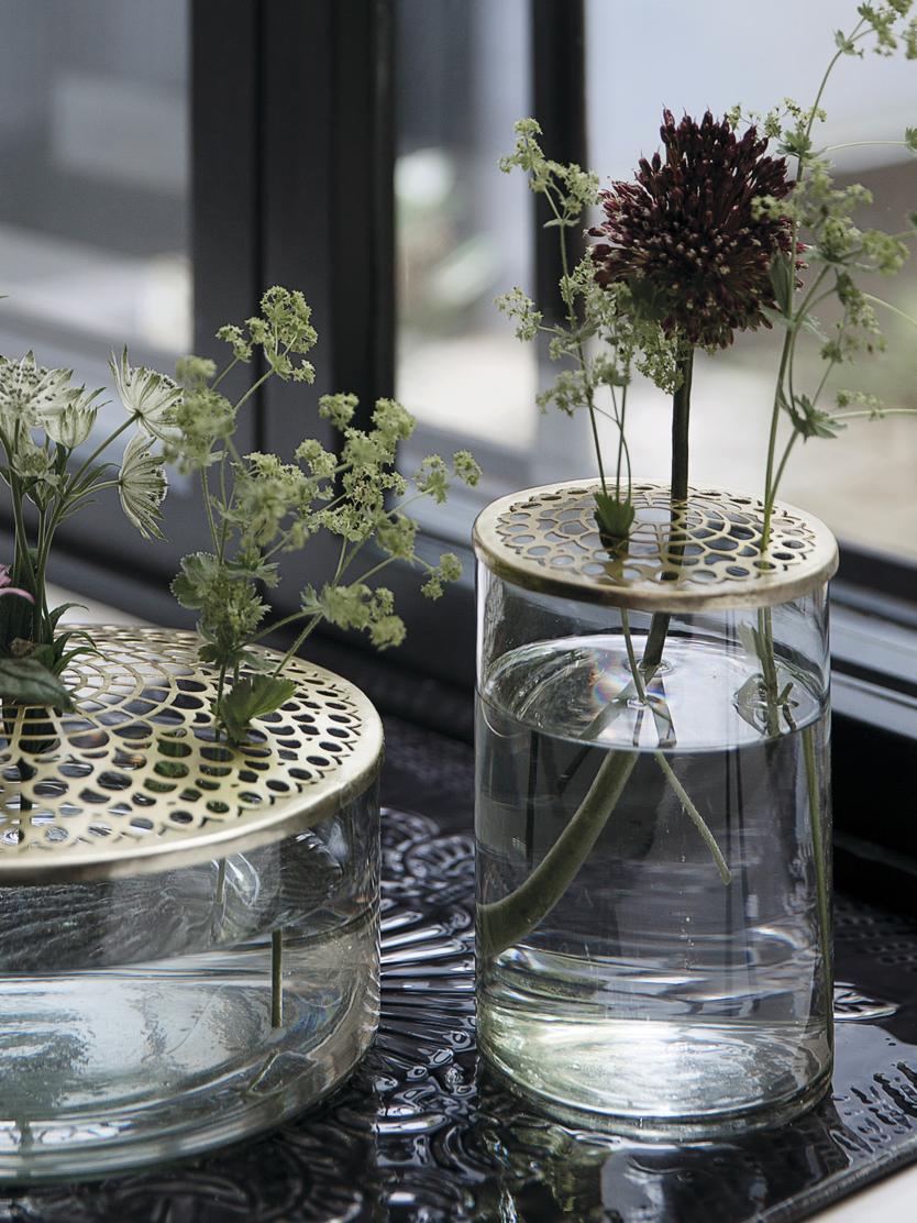 Vase Kassandra mit Messingdeckel WestwingNow