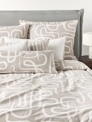 Perkal-Bettdeckenbezug Malu aus Bio-Baumwolle in Beige/Weiß