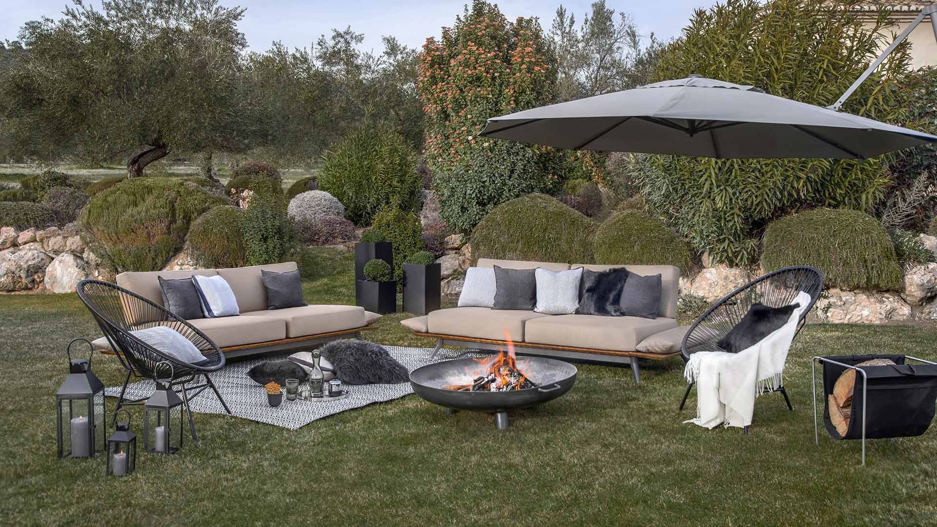 Open Air Lounge